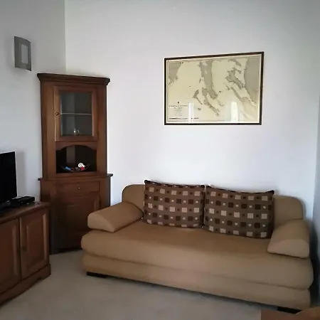 Rosanda 1 Apartman *