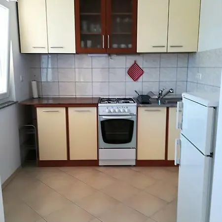 Rosanda 1 Apartment
